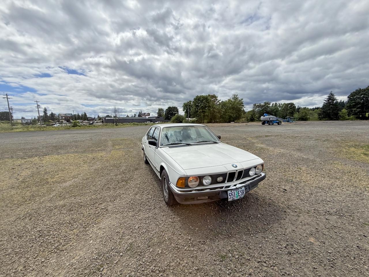 Salvage BMW 7 Series Image