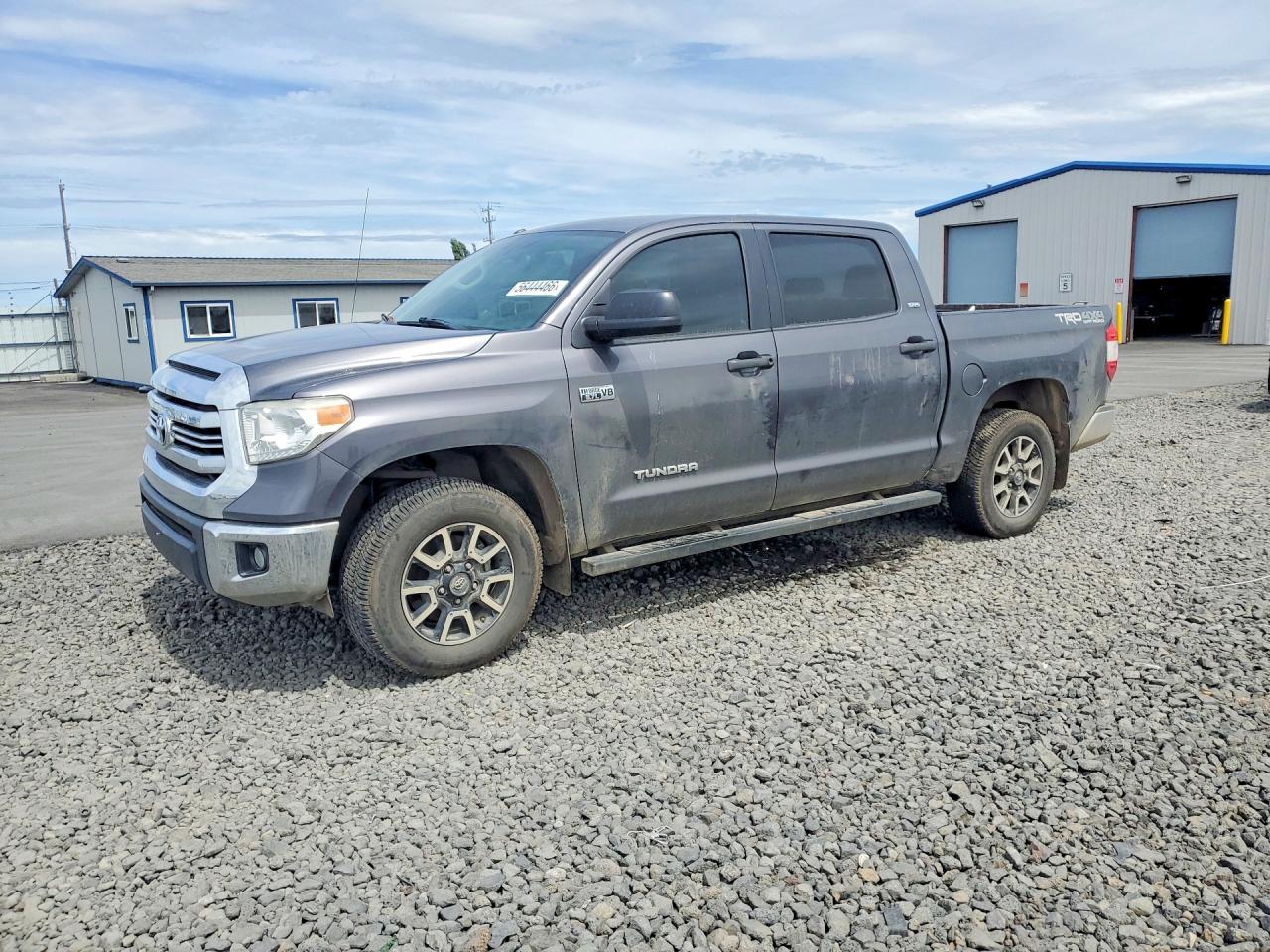 Salvage Toyota Tundra Image