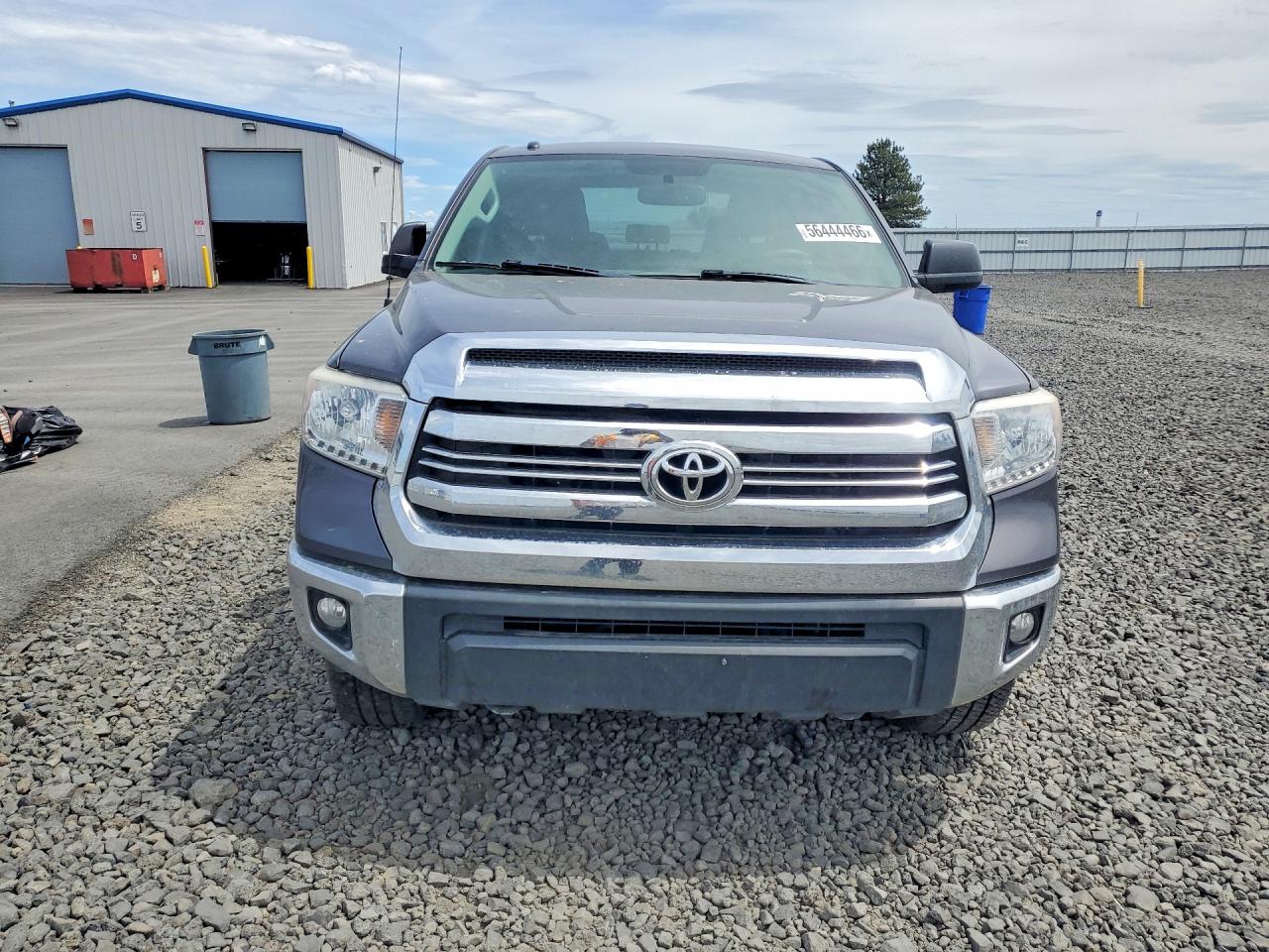 Toyota Tundra Sr5