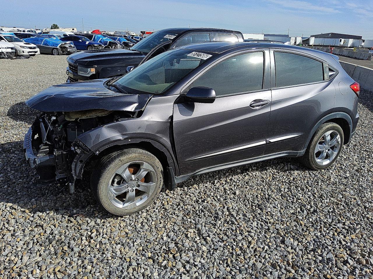 Salvage Honda HR-V Image