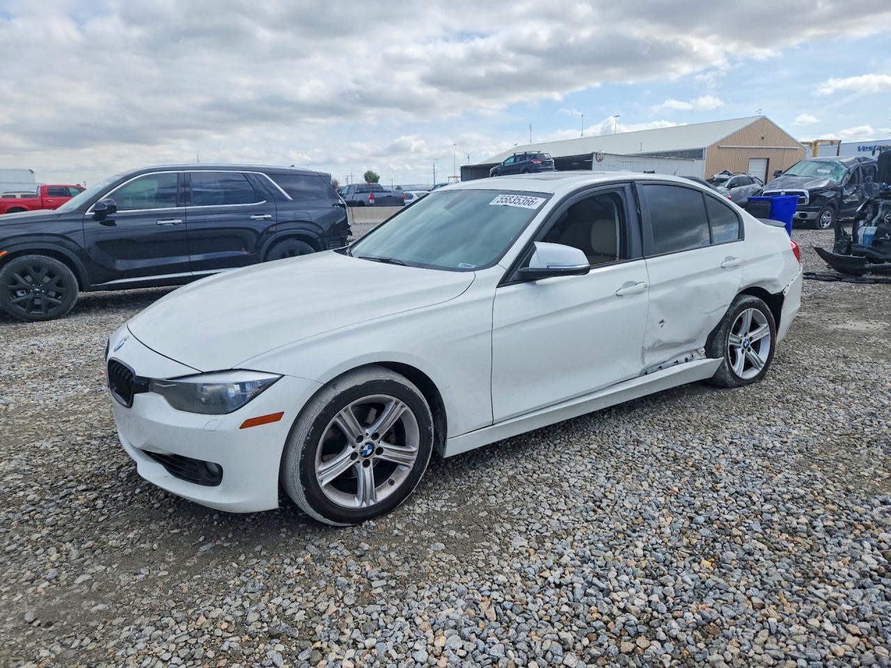 Salvage BMW 3 Series Image