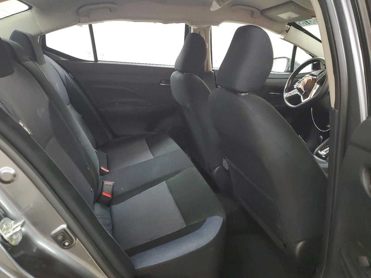 Nissan Versa Sv