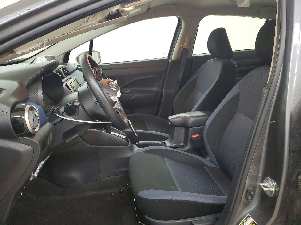 Nissan Versa Sv