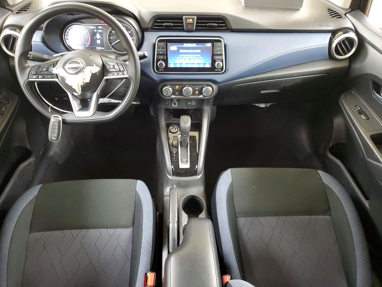 Nissan Versa Sv