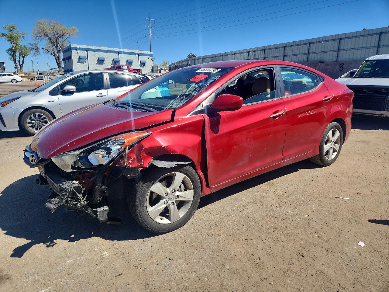 Salvage Hyundai ELANTRA Image