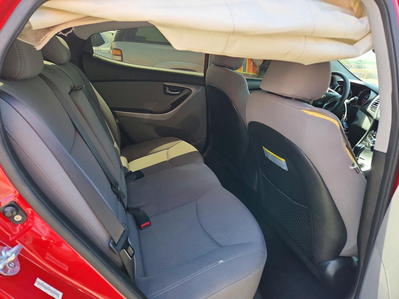 Hyundai ELANTRA Se