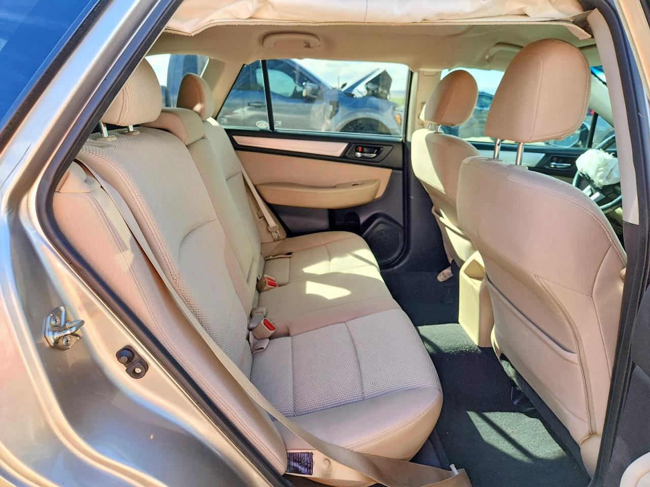 Subaru Outback 2.5i Premium