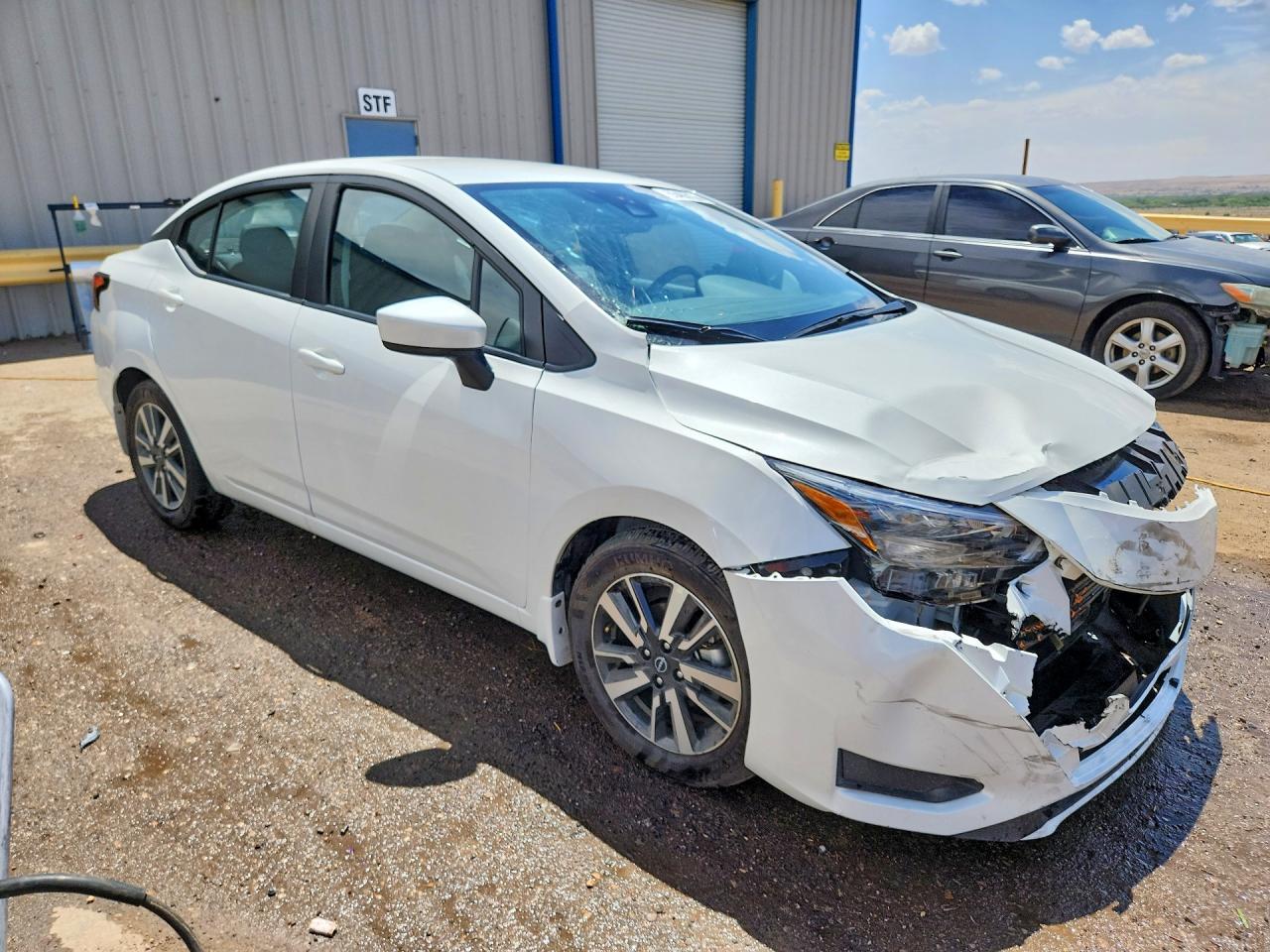 Nissan Versa Sv