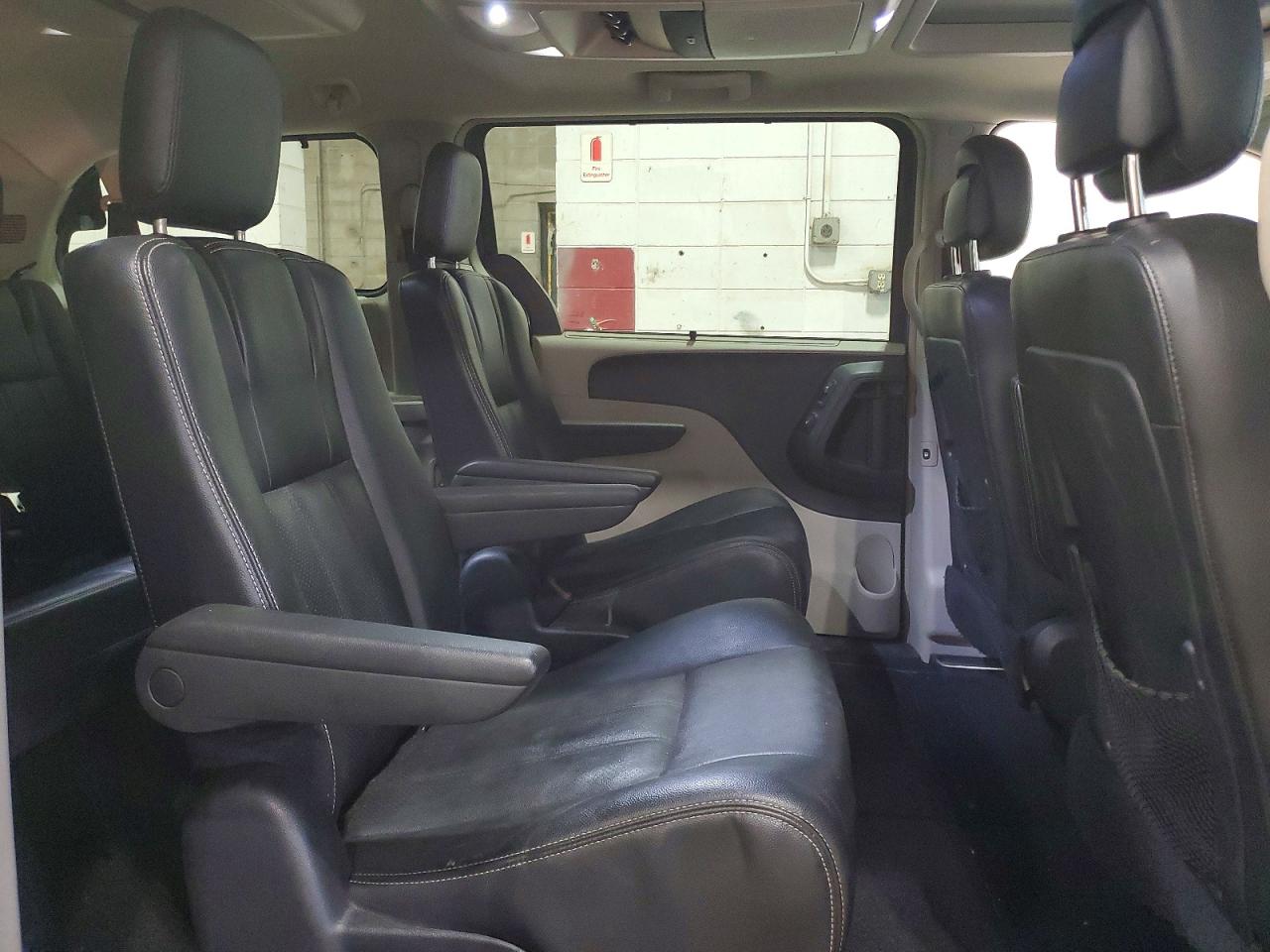 Chrysler Minivan Touring L
