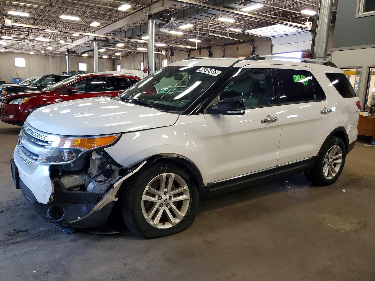 Salvage Ford Explorer Image