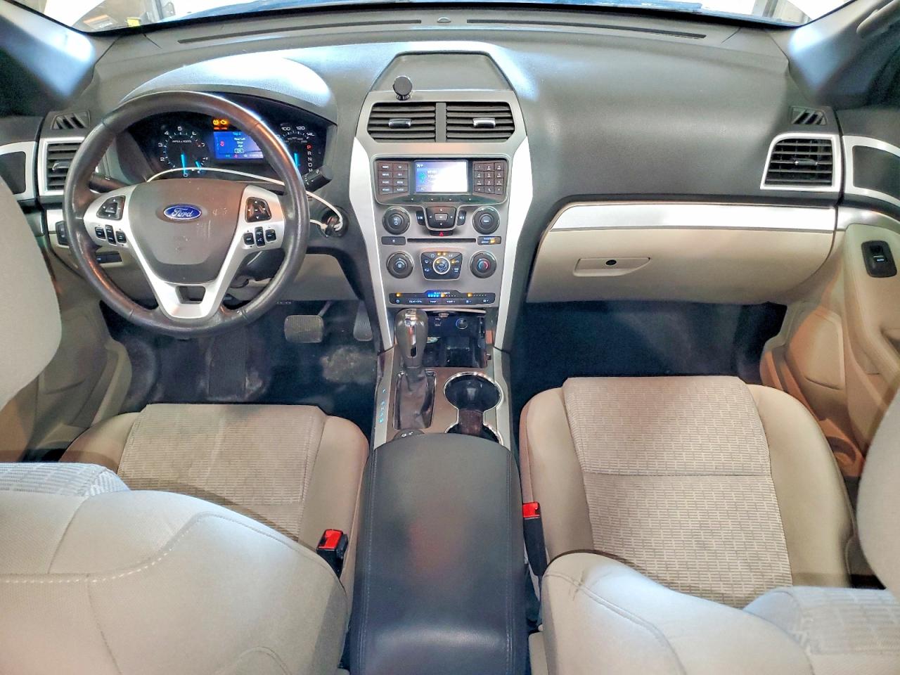 Ford Explorer Xlt