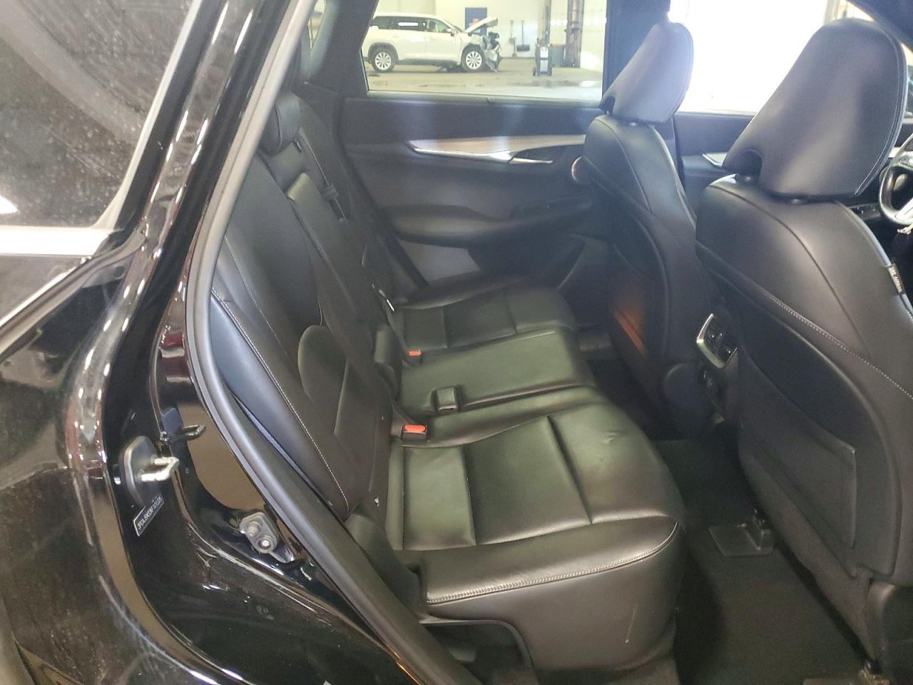 INFINITI Qx Essential