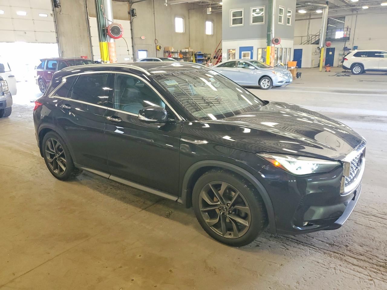 INFINITI Qx Essential