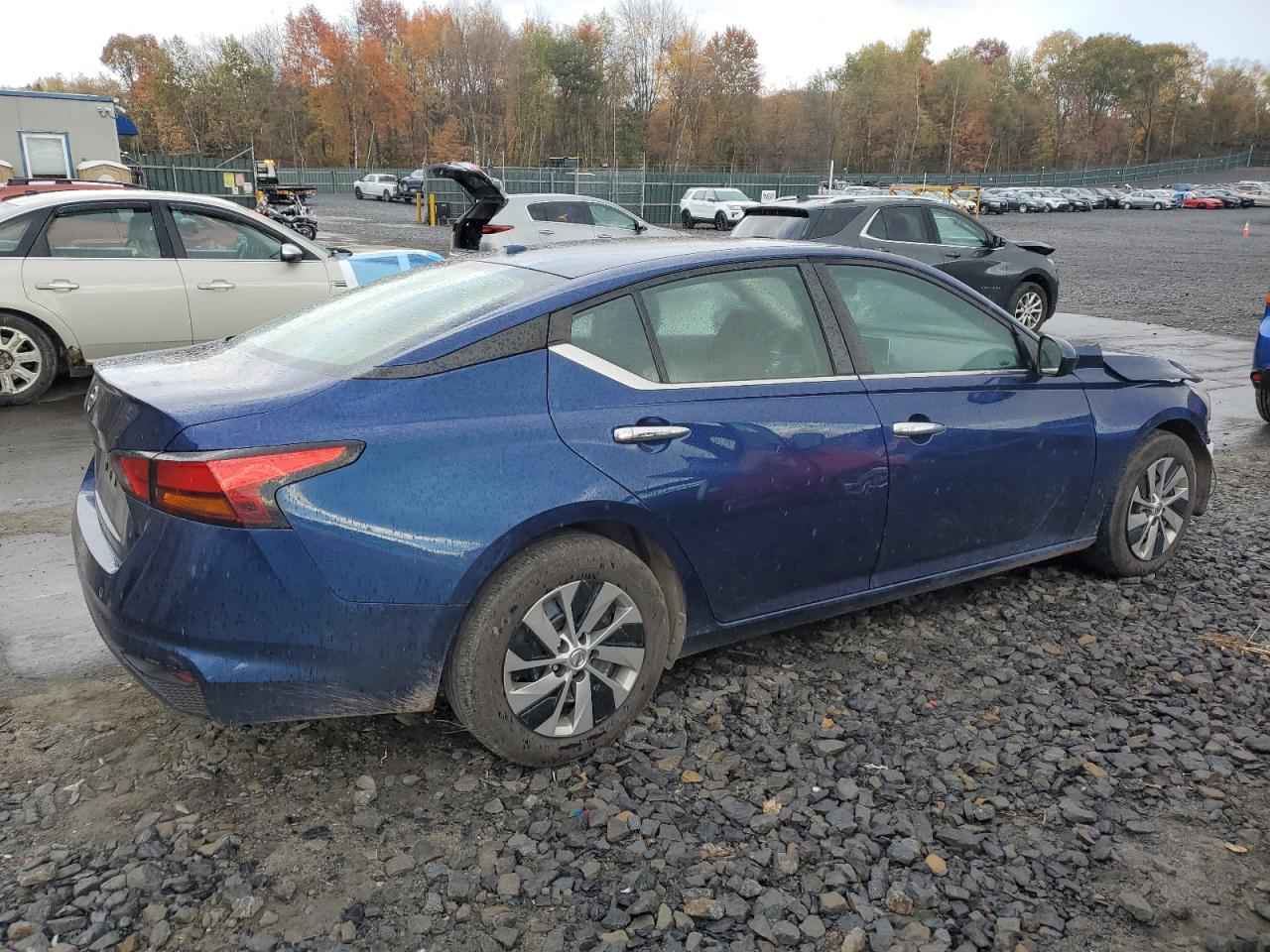 Nissan Altima S