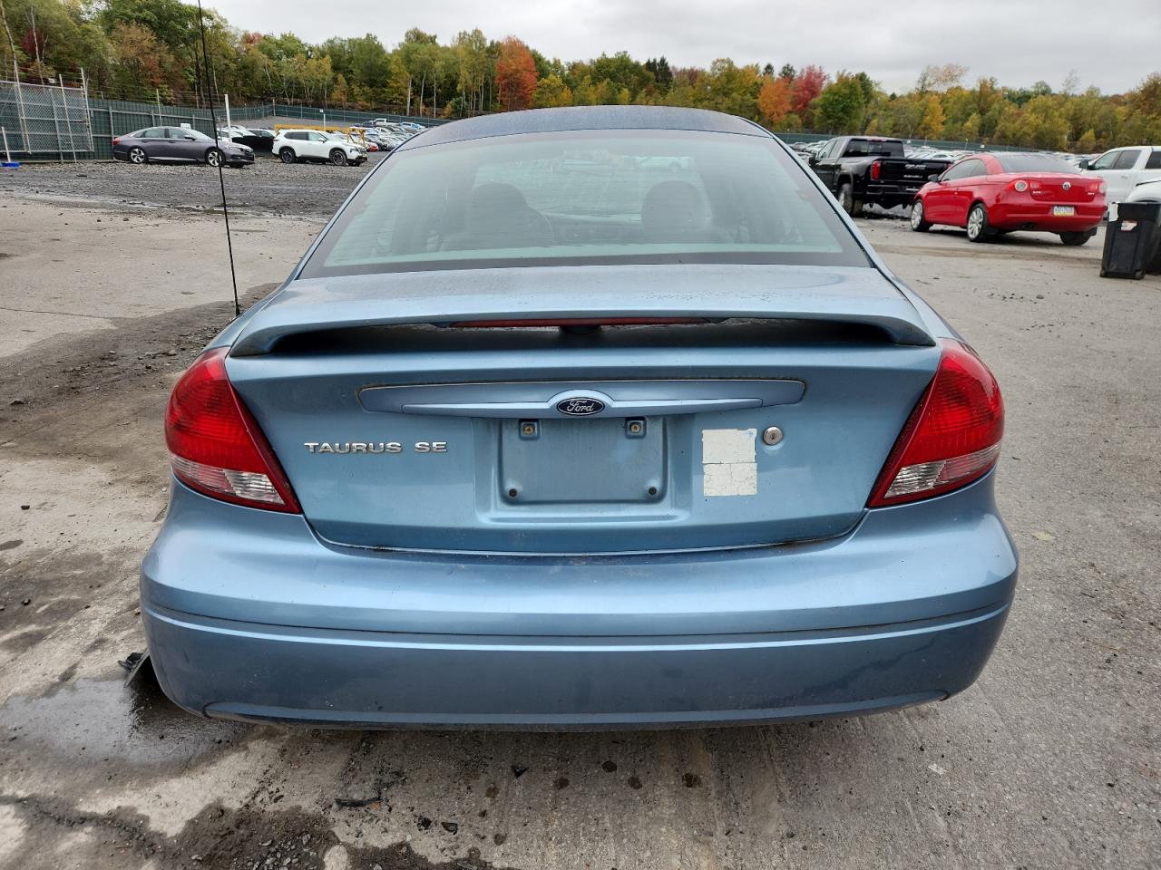 Ford Taurus Se