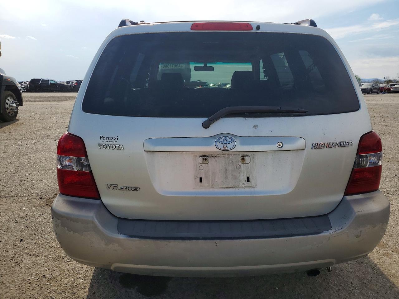Toyota Highlander Base