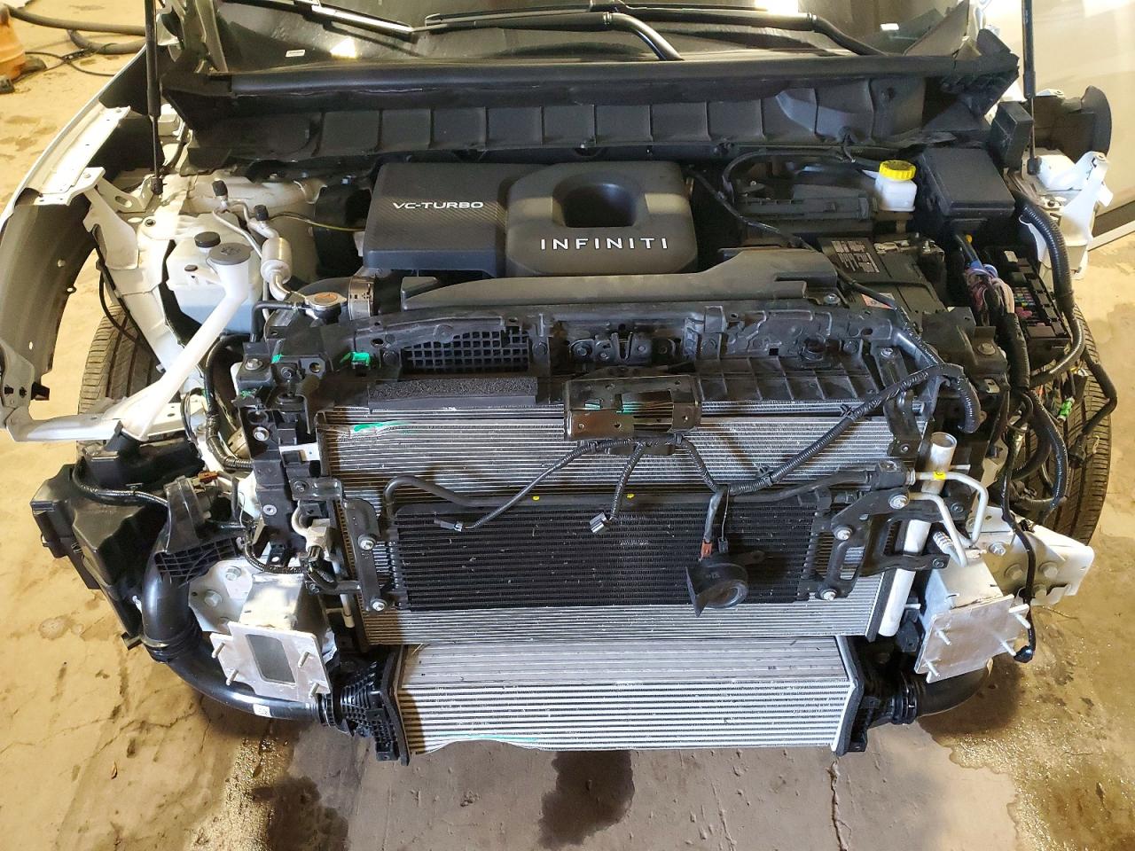 INFINITI Qx Luxe