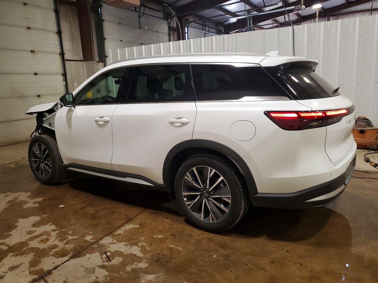 INFINITI Qx Luxe