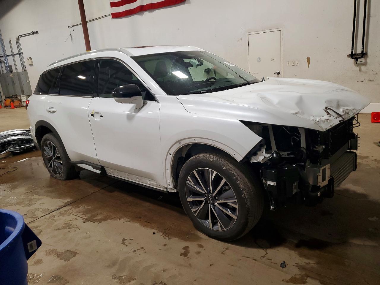 INFINITI Qx Luxe