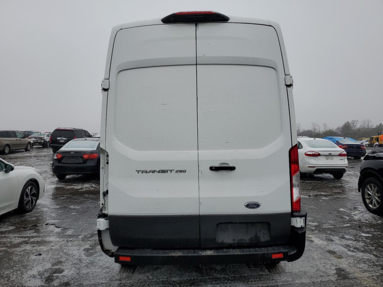 Ford Transit T-250