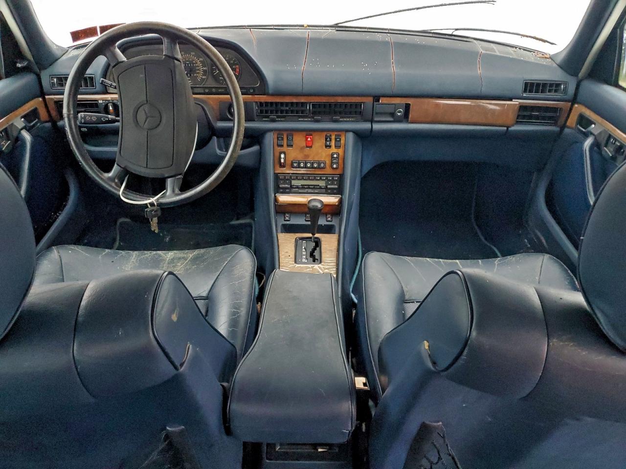 Mercedes-Benz 560-Class Sel