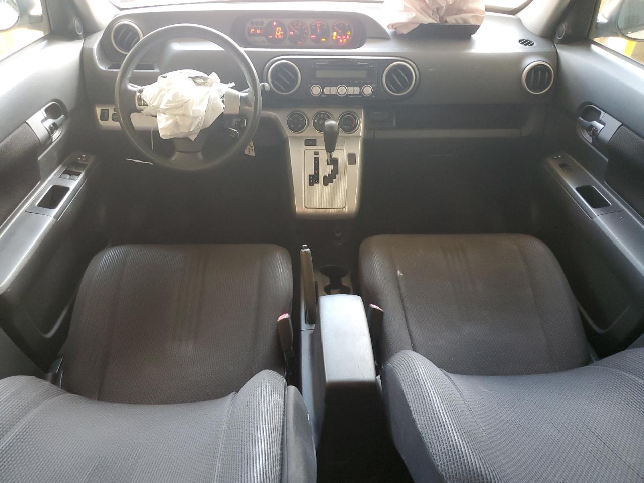 Toyota Scion Xb