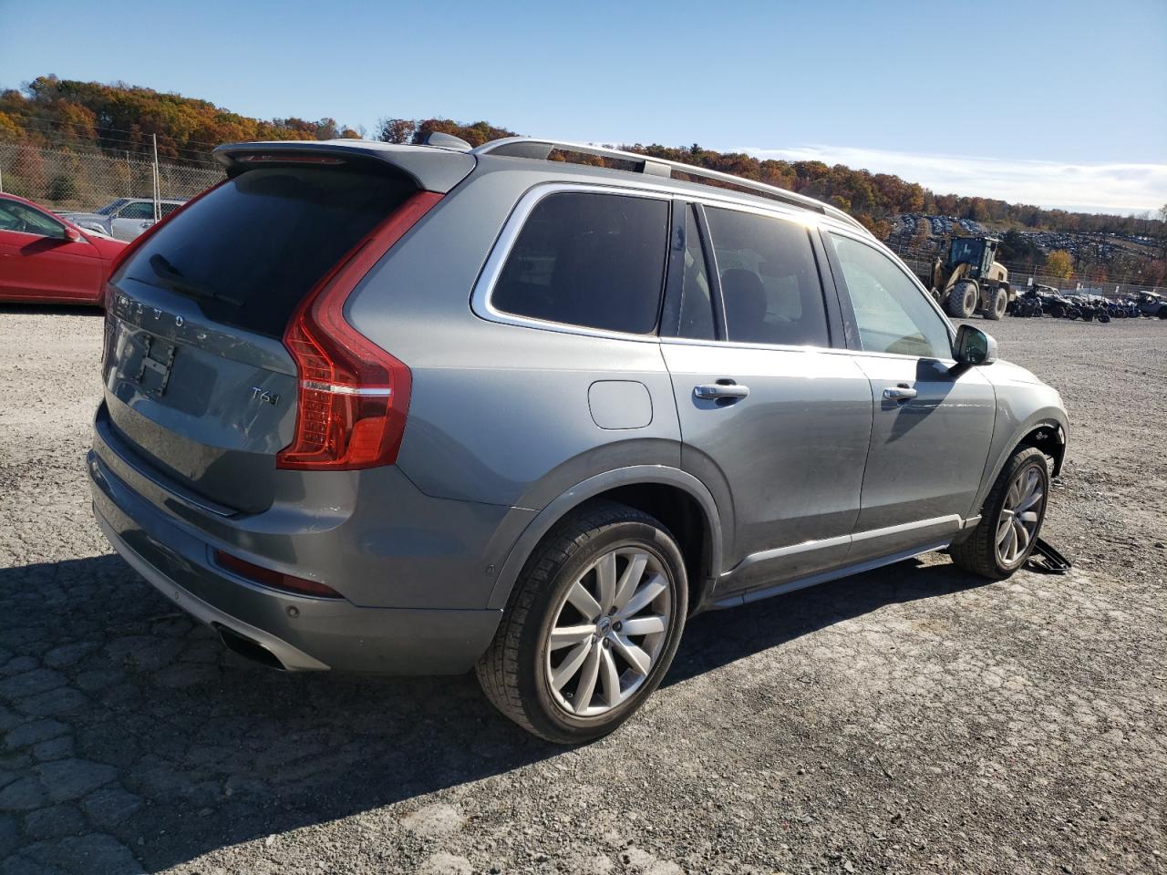 Volvo XC90 T6