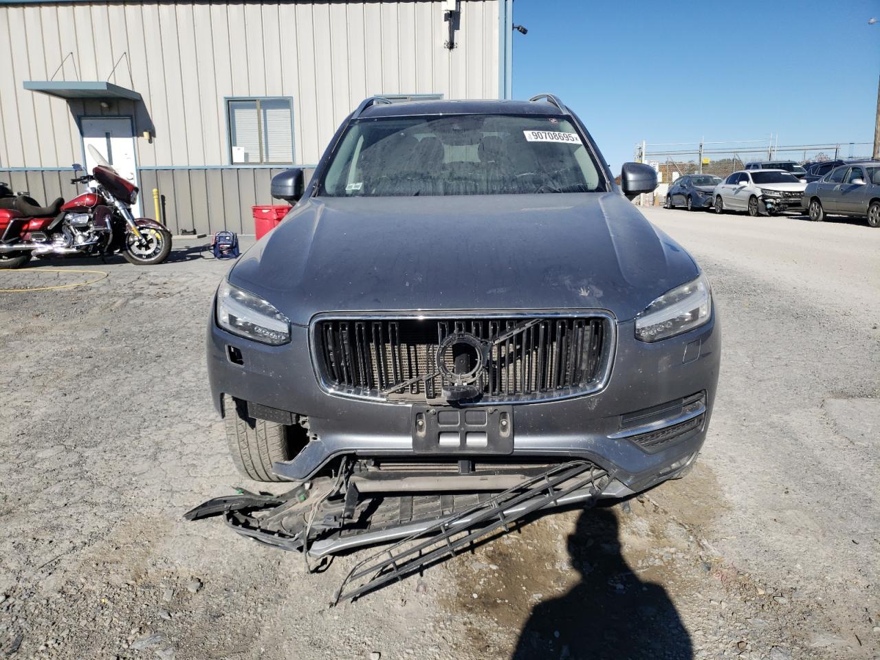 Volvo XC90 T6
