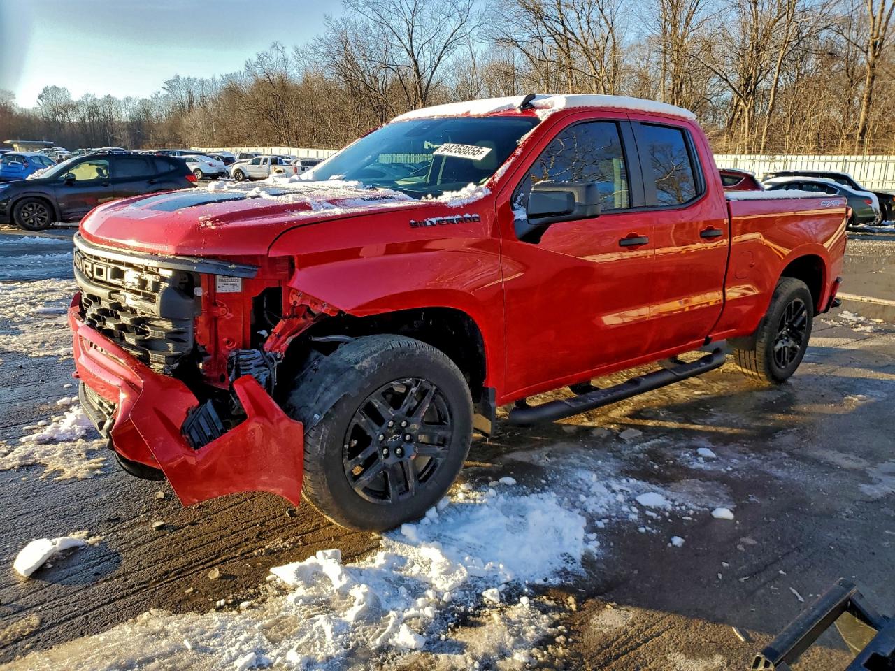 Salvage Chevrolet Silverado Image