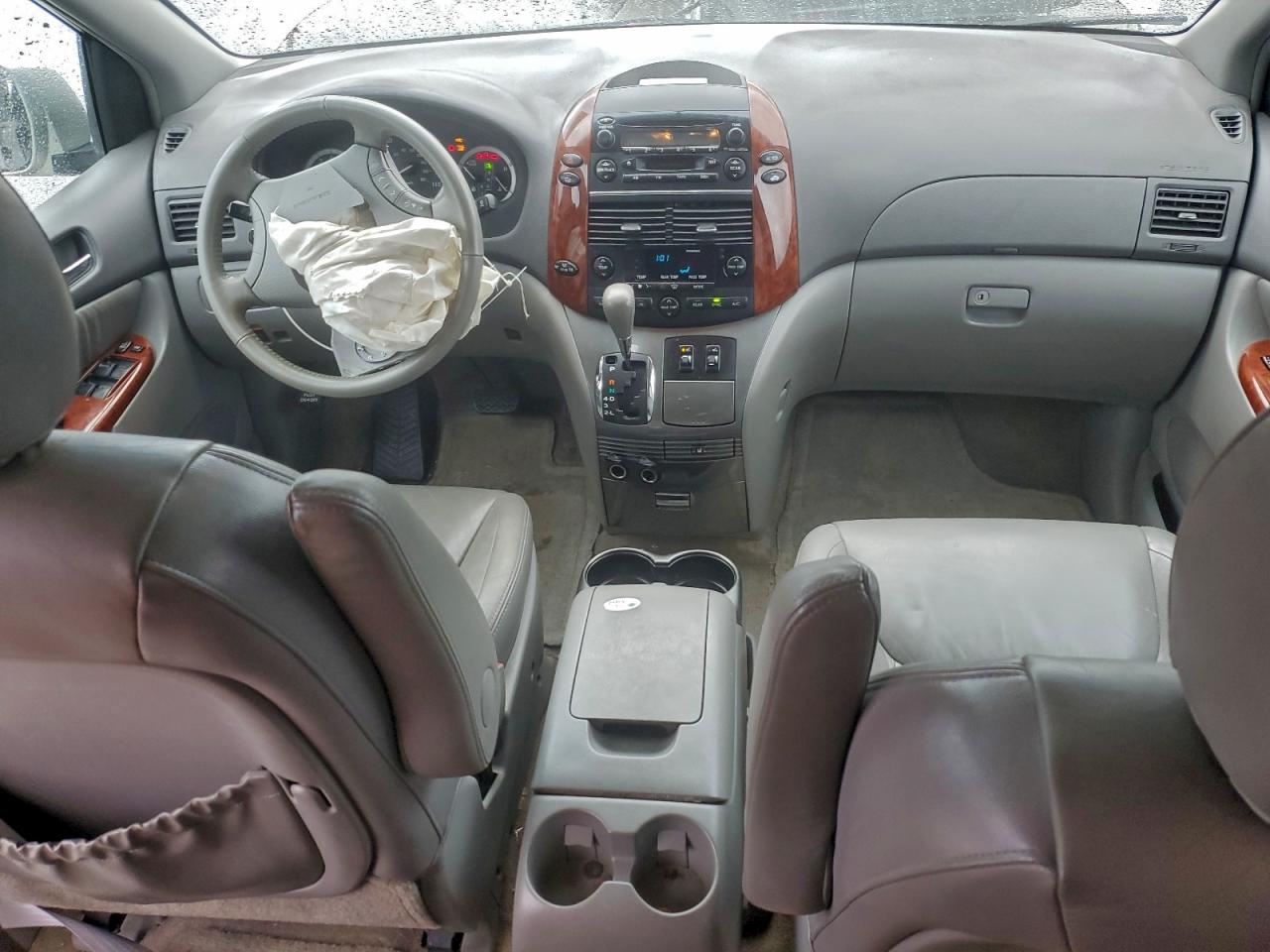 Toyota Sienna Xle