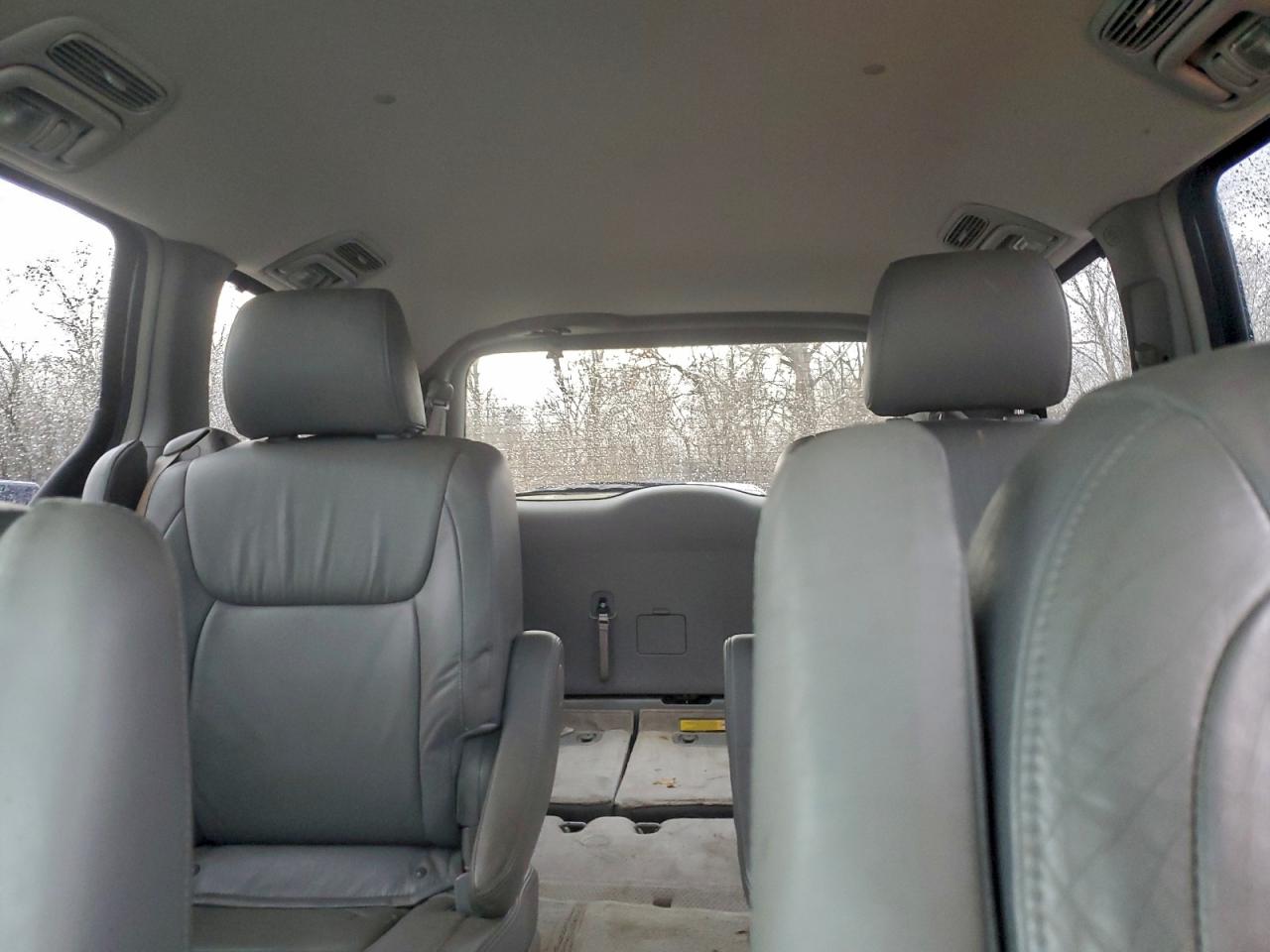 Toyota Sienna Xle