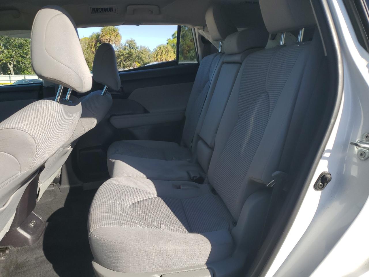 Toyota Highlander L