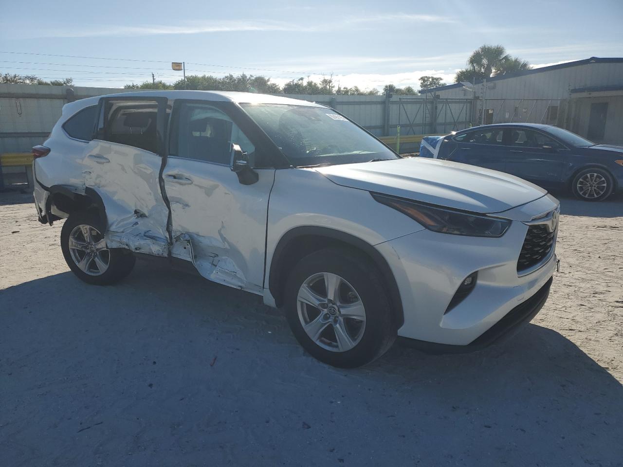 Toyota Highlander L