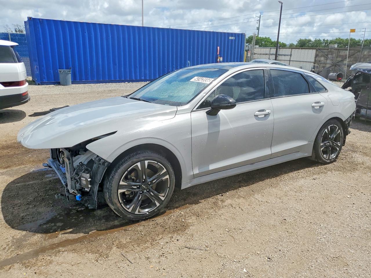 Salvage Kia K5 Image