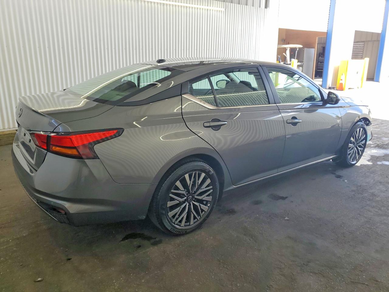 Nissan Altima Sv