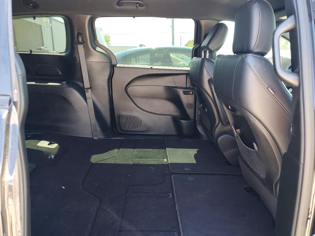 Chrysler Pacifica Touring L