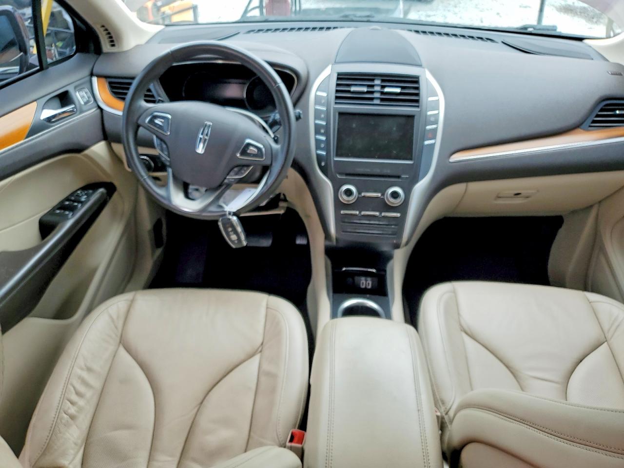 Lincoln MKC Select