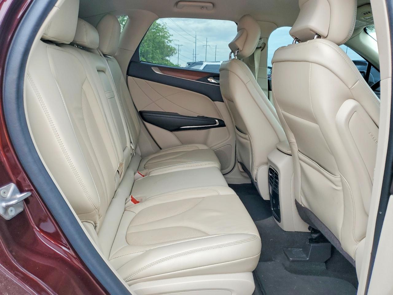 Lincoln MKC Select