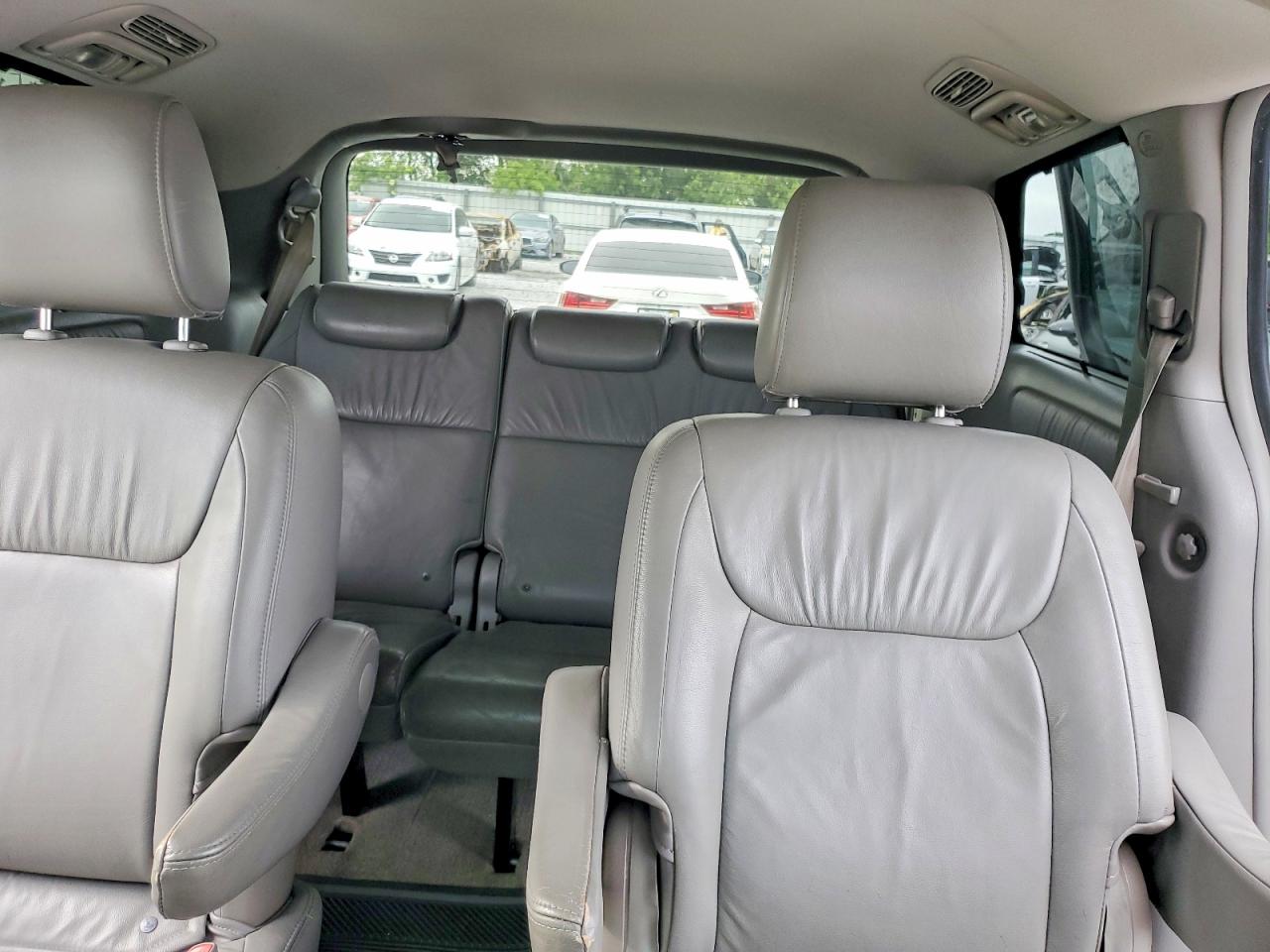 Toyota Sienna Xle