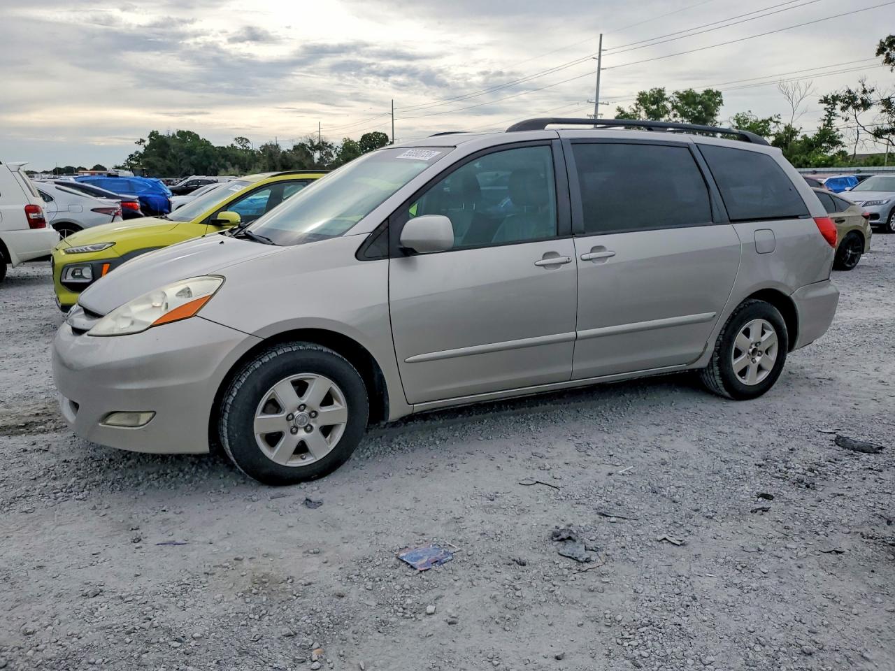 Toyota Sienna Xle