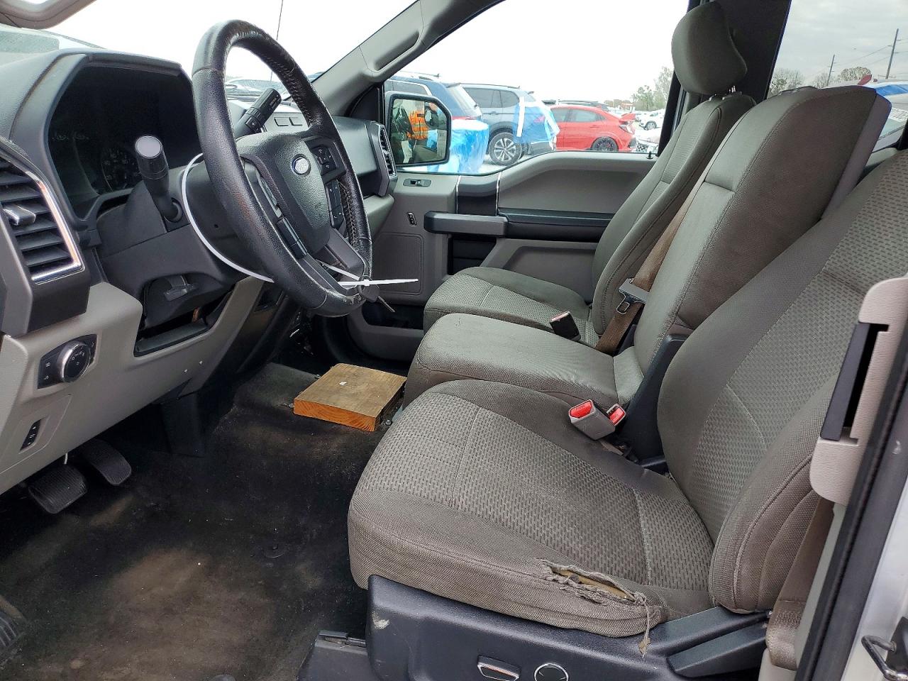 Ford F-150 Super Cab