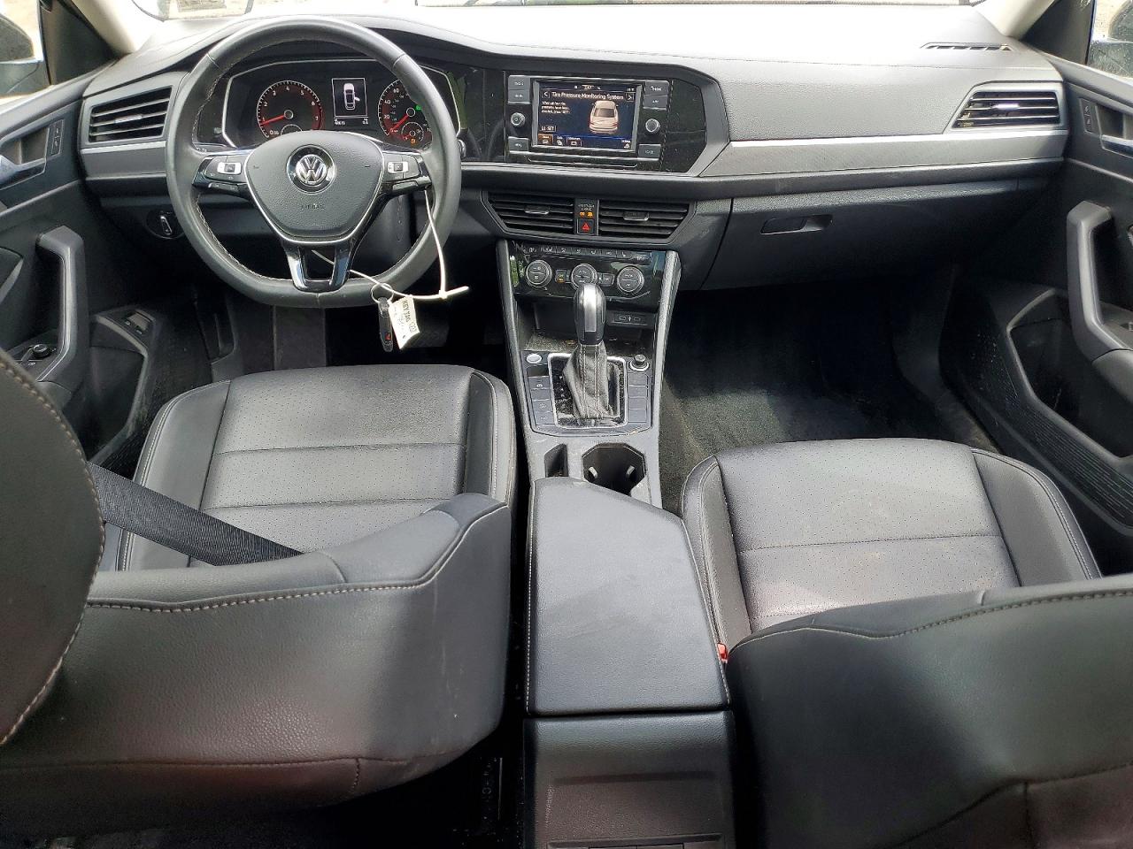 Volkswagen Jetta S