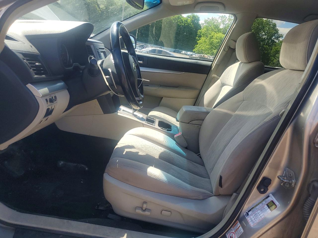 Subaru Outback 2.5i Premium