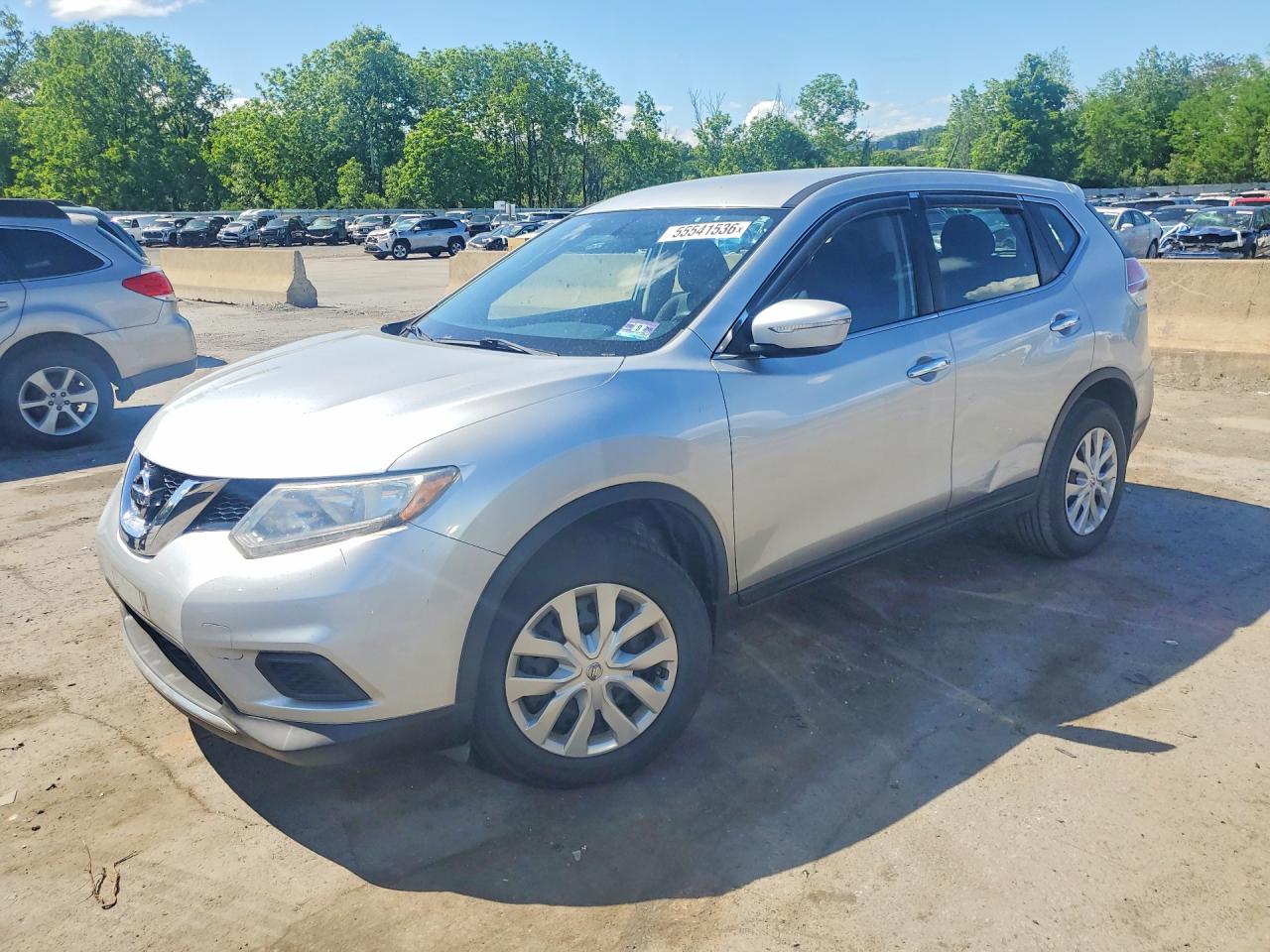 Salvage Nissan Rogue Image