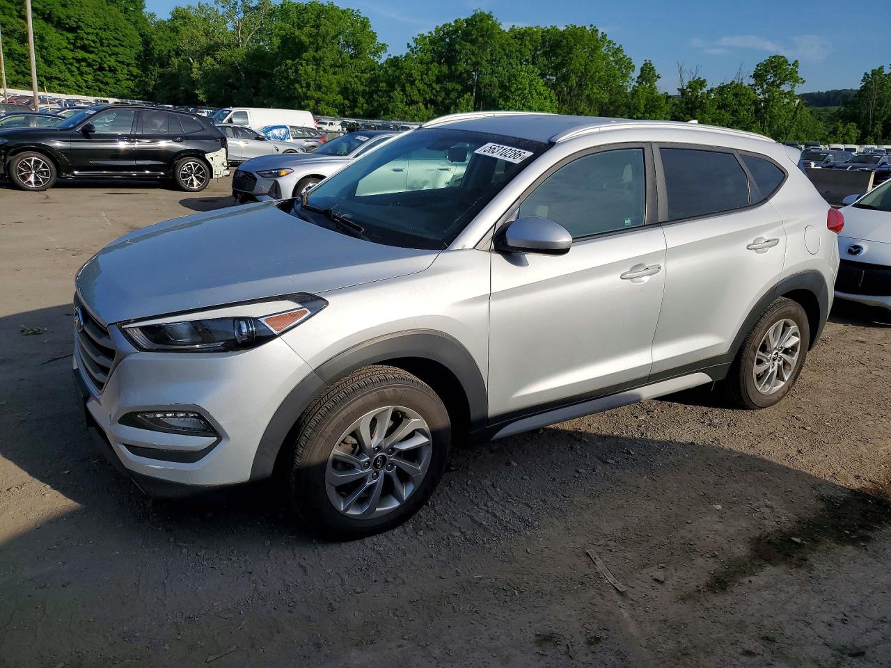 Salvage Hyundai TUCSON Image