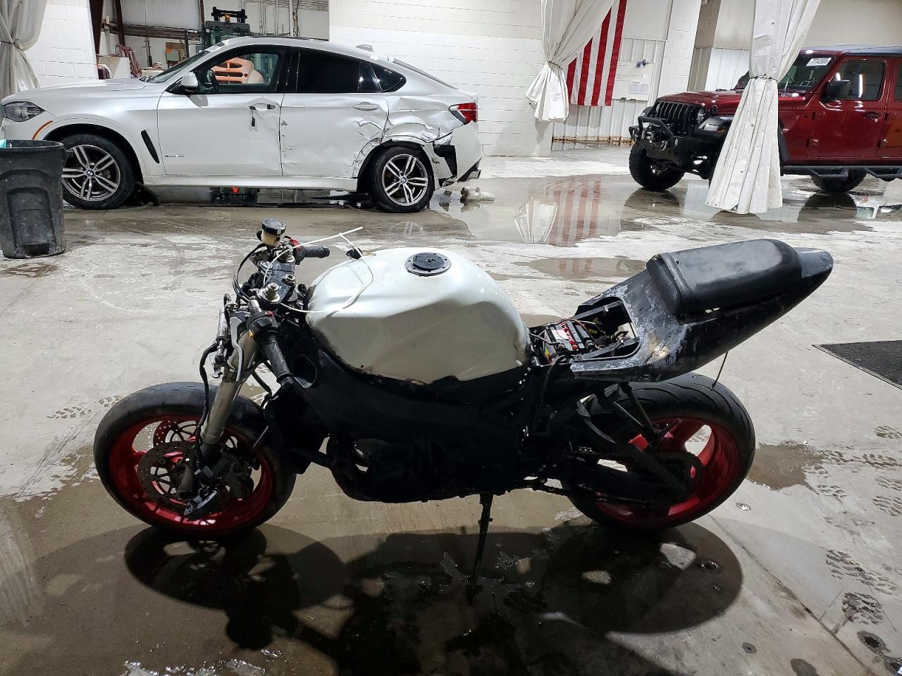 Suzuki Gsx K