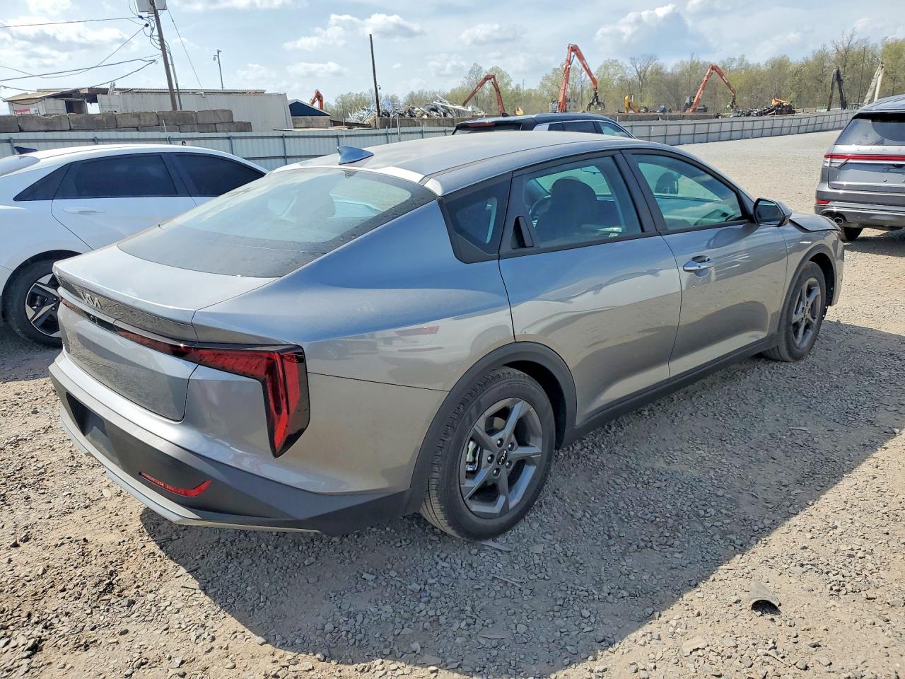 Kia K4 Lxs