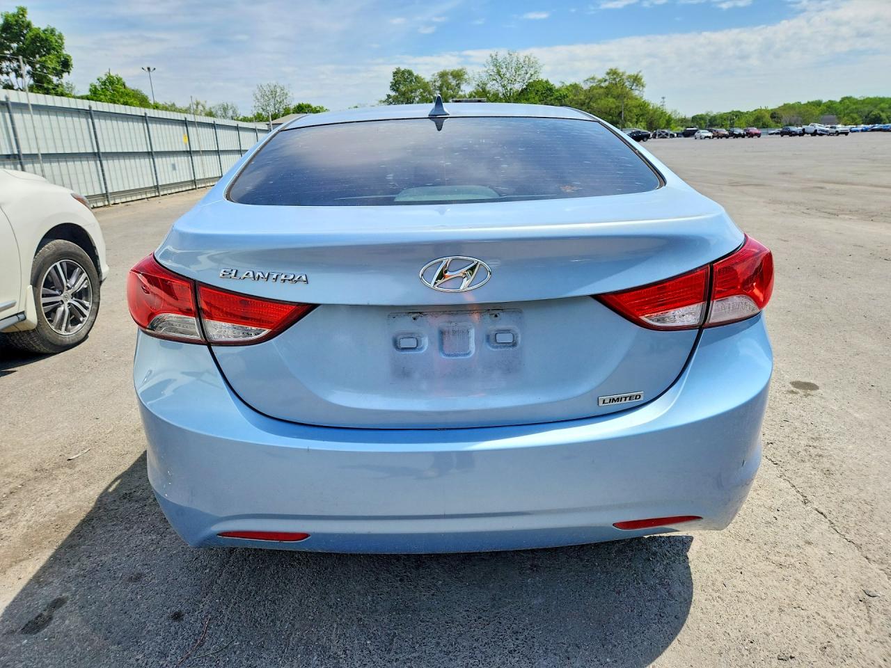 Hyundai ELANTRA Limited