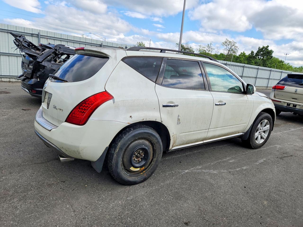 Nissan Murano S