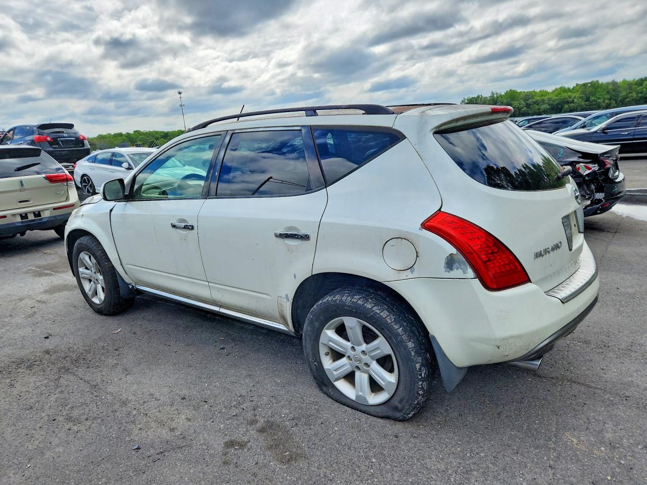 Nissan Murano S